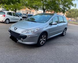Peugeot 307 1.6 Diesel neopatentati tetto panorami