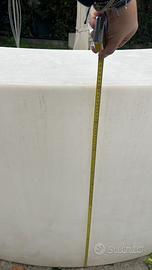 Bancone con illuminazione per lounge bar