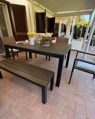 tavolo giardino IKEA alluminio effetto legno