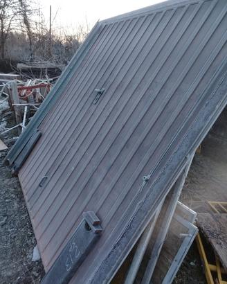 Basculante per Garage in Lamiera Zincata