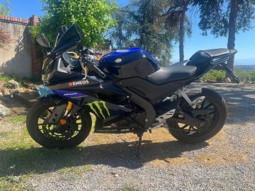 Yamaha yzf -r125