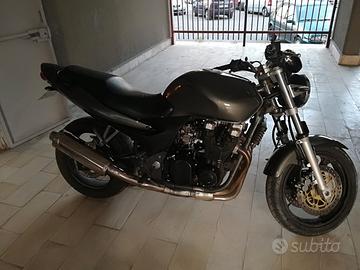 Kawasaki ZR 7
