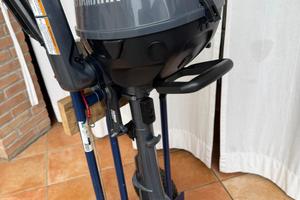Motore Yamaha 2.5 HP gambo corto+tender in omaggio