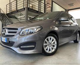 MERCEDES-BENZ B 180 d Business