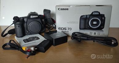 Canon 7d Mark II + corredo