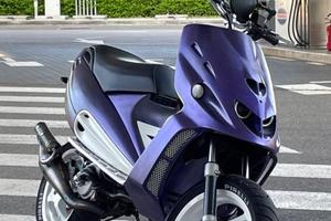 Malaguti Phantom F12 a liquido