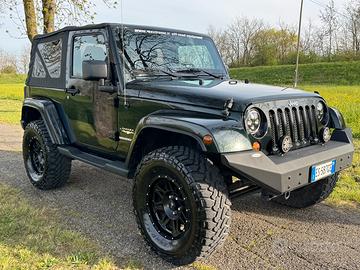 Jeep Wrangler 2.8 Sahara OMOLOG. 4EXTREME / 35”