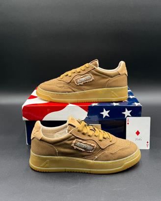 Autry medalist low in camoscio marrone e beige 38