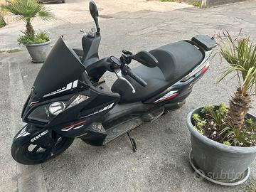 Kymco Downtown 300i