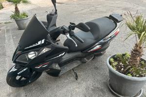 Kymco Downtown 300i