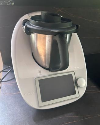 Bimby TM6 con doppio boccale