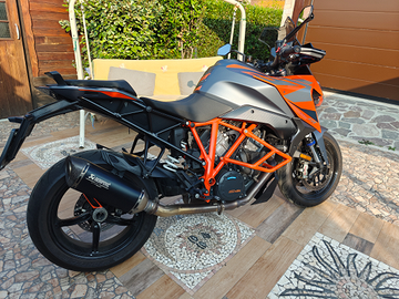 Ktm superduke 1290 gt 2022