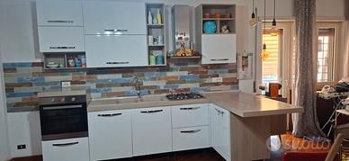 cucina con penisola