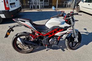 Benelli BN 125