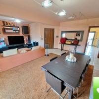 Prestigioso Appartamento + P. Auto Via Calveri