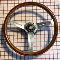 Volante Nardi fine anni ‘60 e inizi ‘70 Alfa