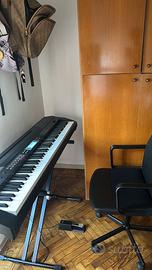 Tastiera Medeli SP4200 BK piu supporto e sustauin