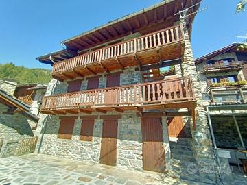 CHAMPORCHER Frazione Collin