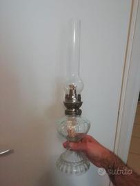 lampada antica ad olio 