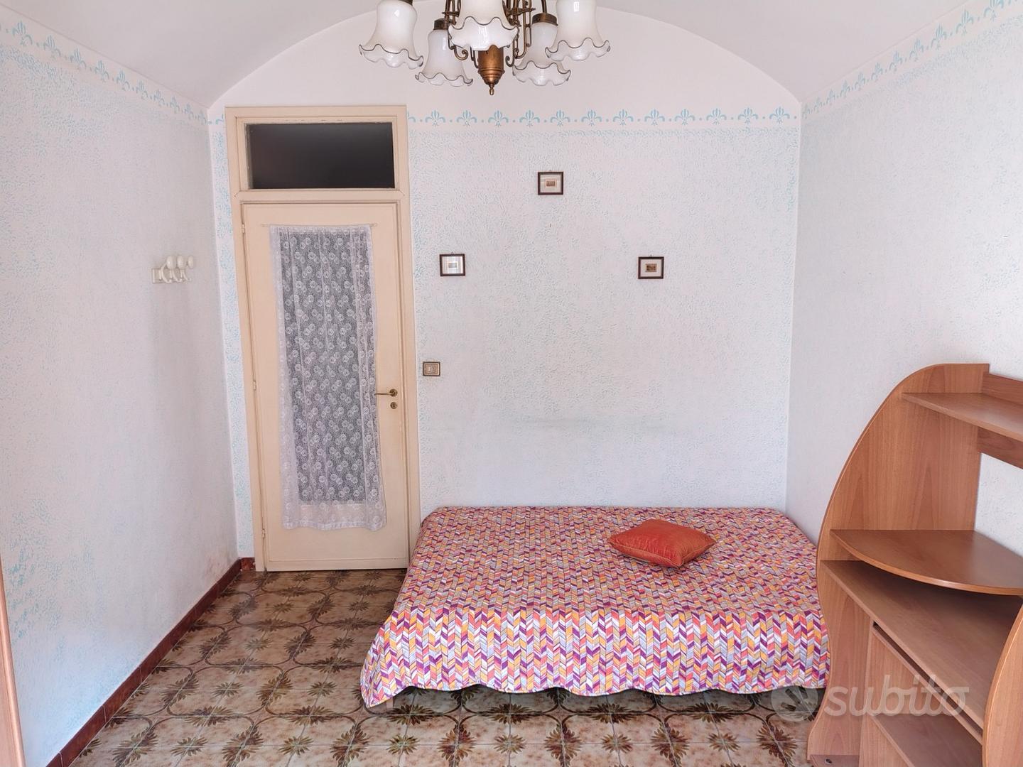 Posto letto in doppia in Vanchiglia, foto 2 di 6