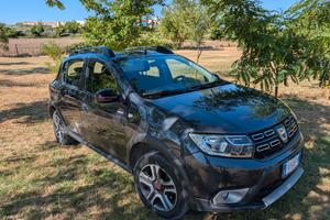 Dacia Sandero GPL Techroad