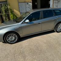 Alfa 159 tenuta bene