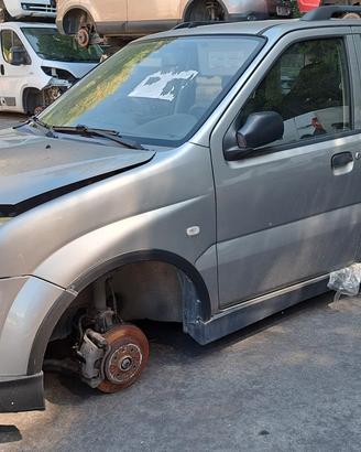 SUZUKI IGNIS 2005 SOLO PER RICAMBI
