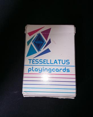 due mazzi di carte ,monarcs blu e tesselatus cards