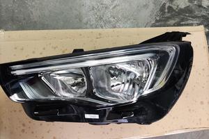 faro fanale Opel Grandland 