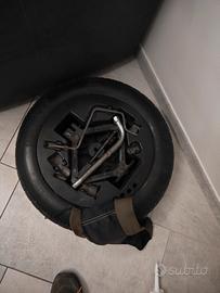 ruotino di scorta più kit