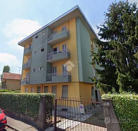 2 LOCALI A RHO