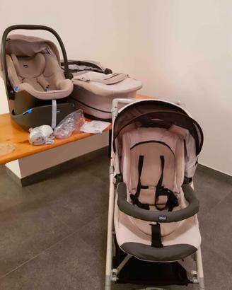 PASSEGGINO E TRIO LOVE CHICCO