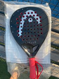 Racchetta da padel di Arturo Coello.
