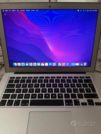 Macbook Air 13'' (2017)  8 GB RAM/256GB SSD