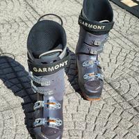 Scarponi per scialpinismo Garmont modello Radium n