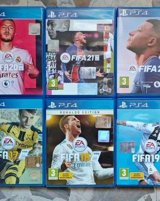Lotto di 6 giochi FIFA per PS4