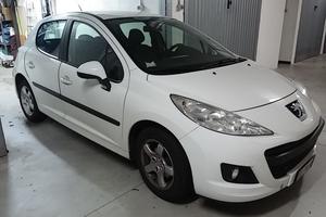 peugeot 207  benz/gpl