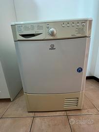 Asciugatrice 8 kg INDESIT