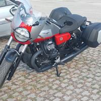 MOTO GUZZI V7