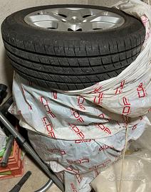 Cerchi Jeep originali e gomme estive 215/60 R17