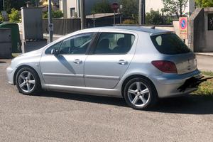 Peugeot 307  2.0 hdi