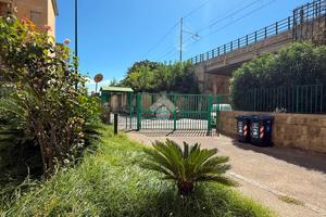 3 LOCALI A NAPOLI