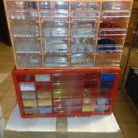 materiale per lavori con perline 