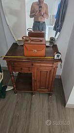 Mobiletto legno primi '900 con 2 cassetti e antina