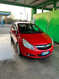 Opel corsa GPL neopatentati