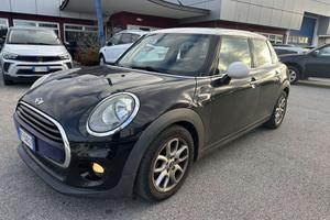 MINI Cooper D Mini IV F55-F56 2014 1.5 Hype 5p t