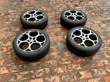 cerchi in lega ORIGINALI 19 Alfa Romeo diamantati