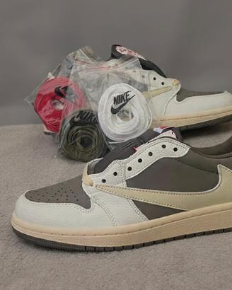 Nike Air Jordan 1 Low Travis Scott reverse mocha.