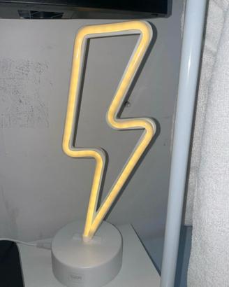 Lampada a forma di fulmine