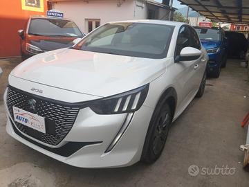 Peugeot 208 motore elettrico 136 CV 5 porte GT